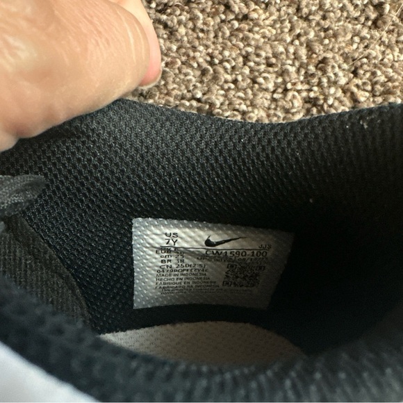 Nike Low Black and White AJ1 Air Jordan Panda 7Y/8.5W - Picture 5 of 6